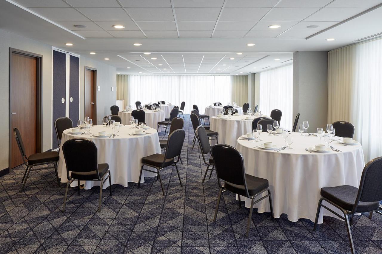 فندق Courtyard Montreal Midtown المظهر الخارجي الصورة