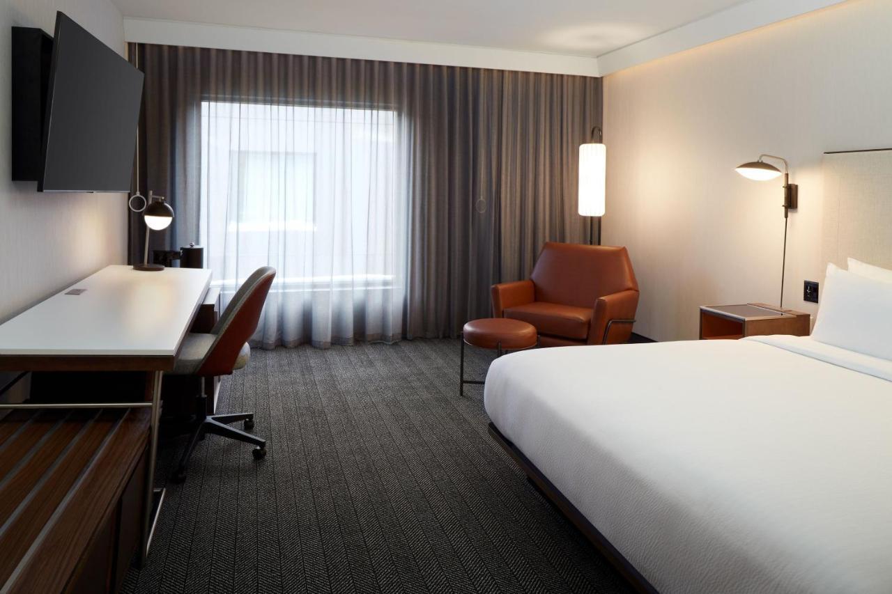 فندق Courtyard Montreal Midtown المظهر الخارجي الصورة
